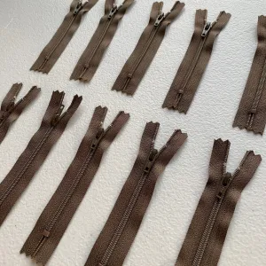 10pc Brown YKK nylon zipper