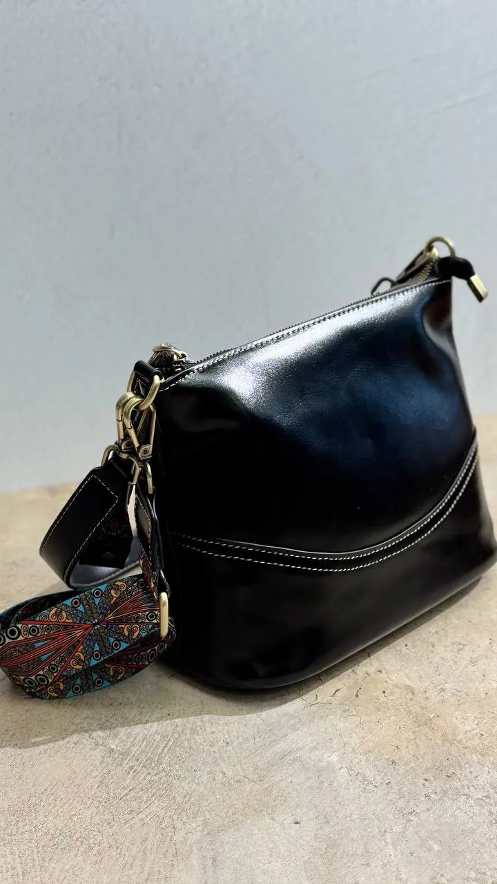 Aria — Stylish Bag for Everyday Elegance