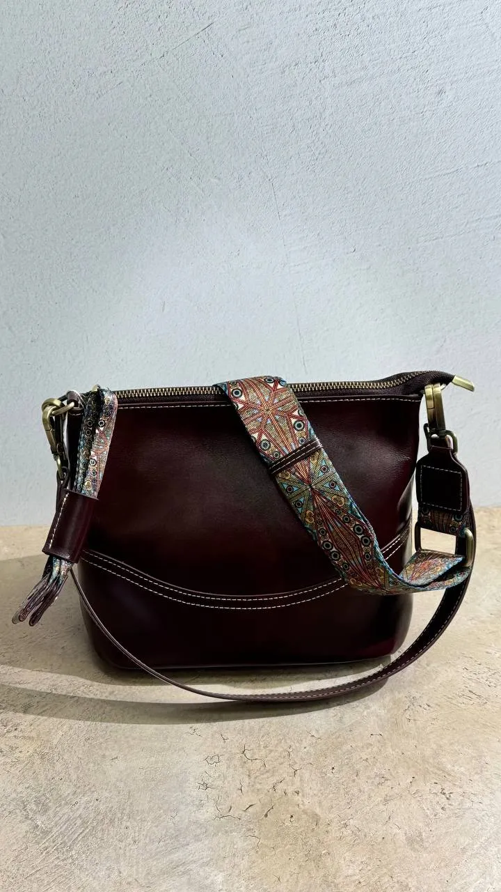 Aria — Stylish Bag for Everyday Elegance
