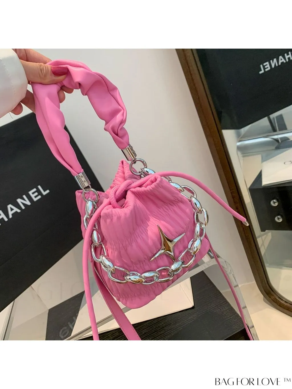 BagForLove - Chic Black Pleated Drawstring Bucket Bag with Stylish Metallic Chain Handle