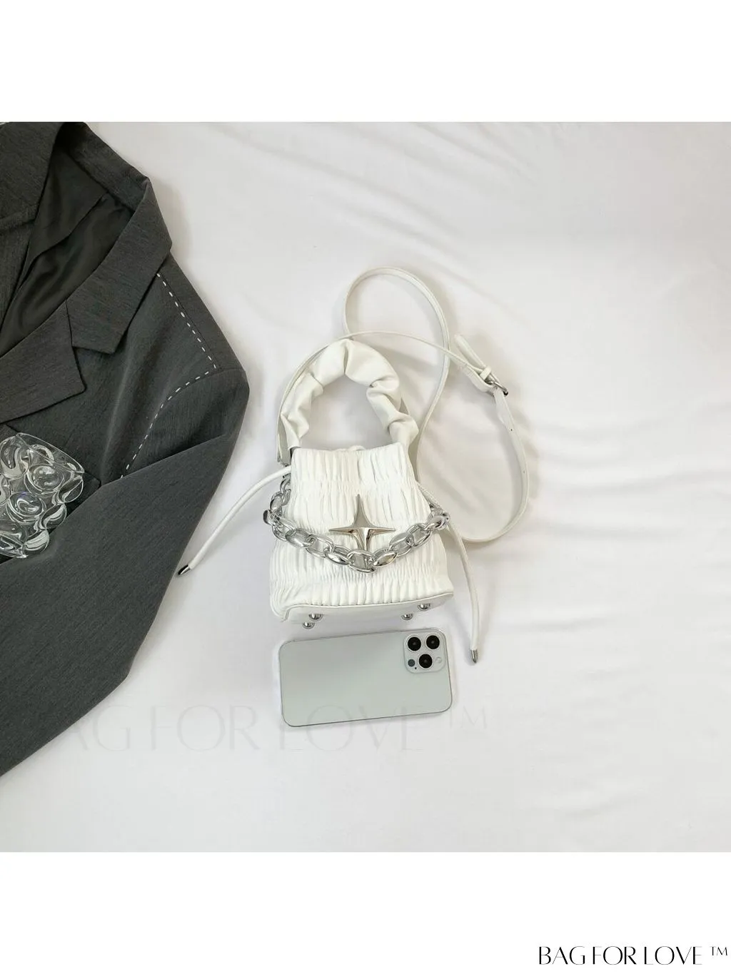 BagForLove - Chic Black Pleated Drawstring Bucket Bag with Stylish Metallic Chain Handle