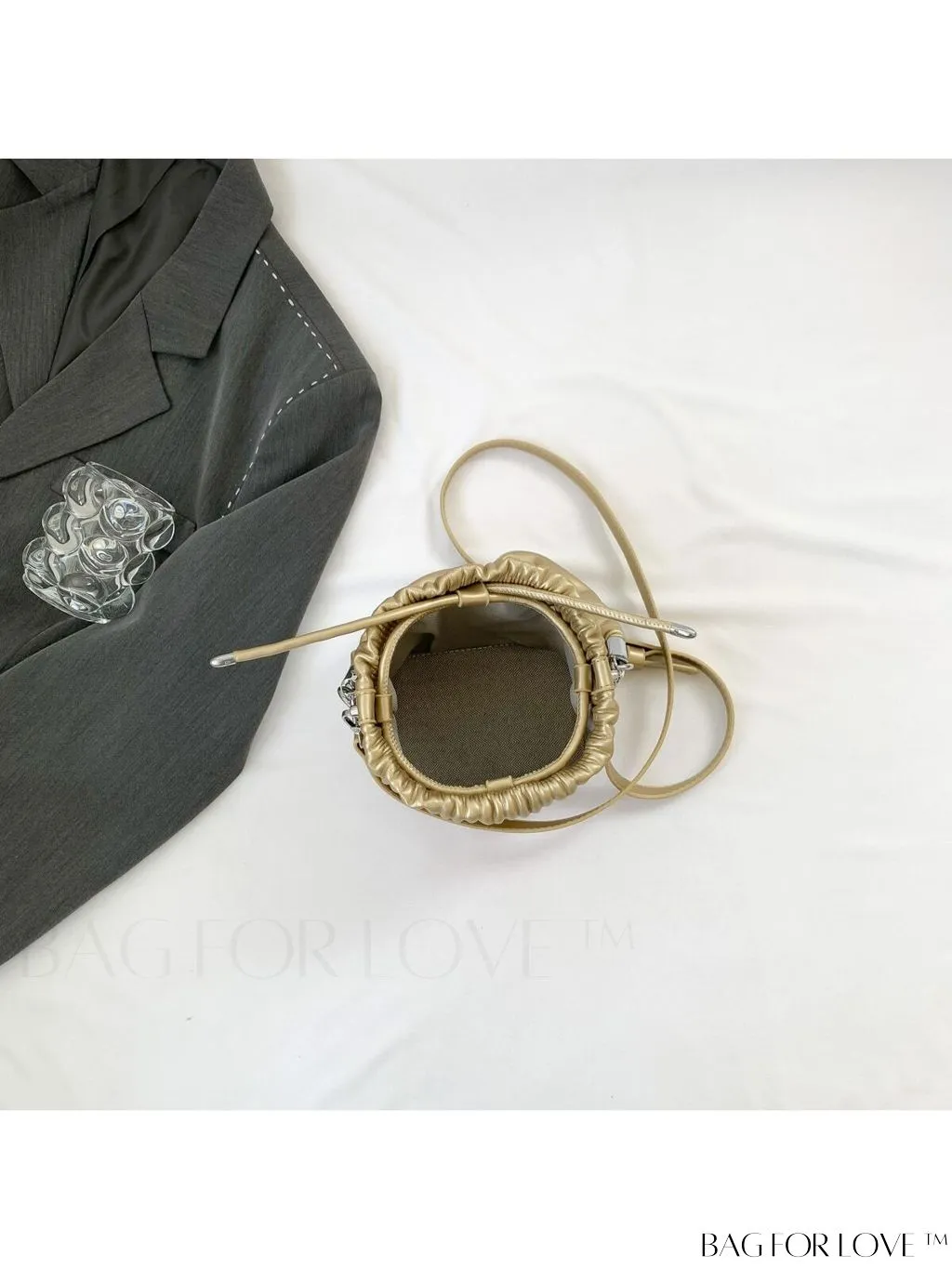 BagForLove - Chic Black Pleated Drawstring Bucket Bag with Stylish Metallic Chain Handle