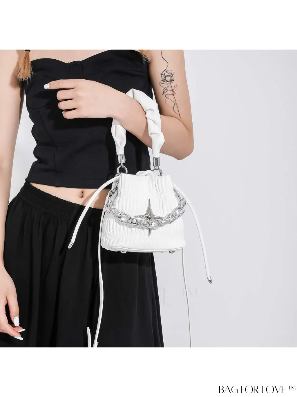 BagForLove - Chic Black Pleated Drawstring Bucket Bag with Stylish Metallic Chain Handle