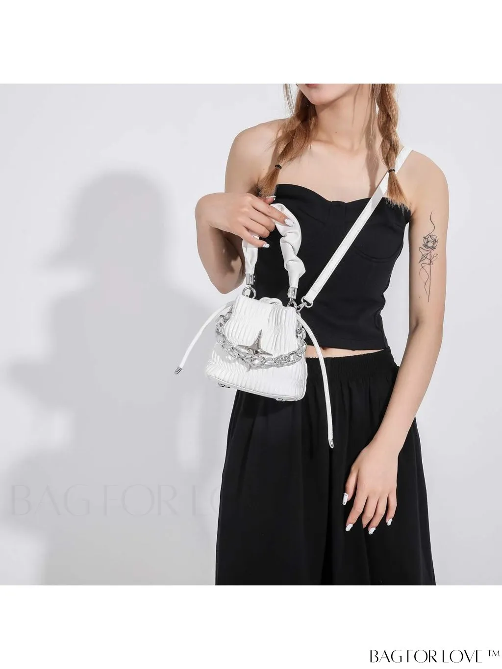 BagForLove - Chic Black Pleated Drawstring Bucket Bag with Stylish Metallic Chain Handle