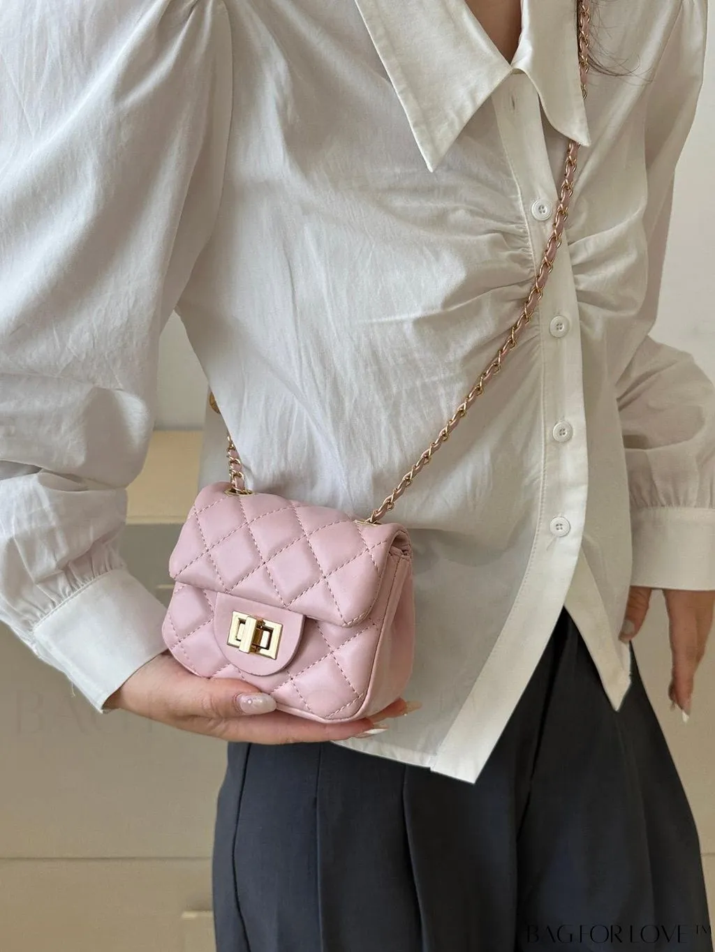 BagForLove - Chic Mini Square Bag with Argyle Pattern and Turn-lock Fastening