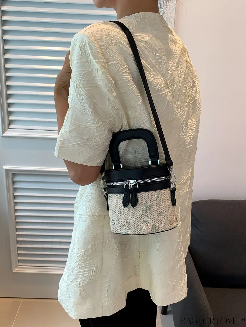 BagForLove - Colorblock Vacation Style Mini Handbag: Flower Pattern, Adjustable Strap