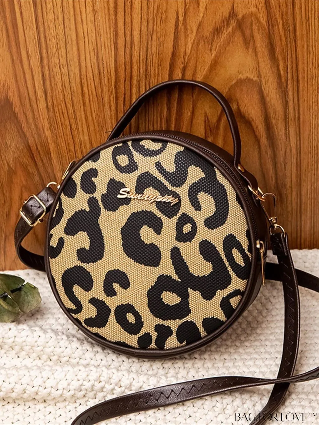 BagForLove - Compact Metallic Circle Bag with Decorative Satchel Design