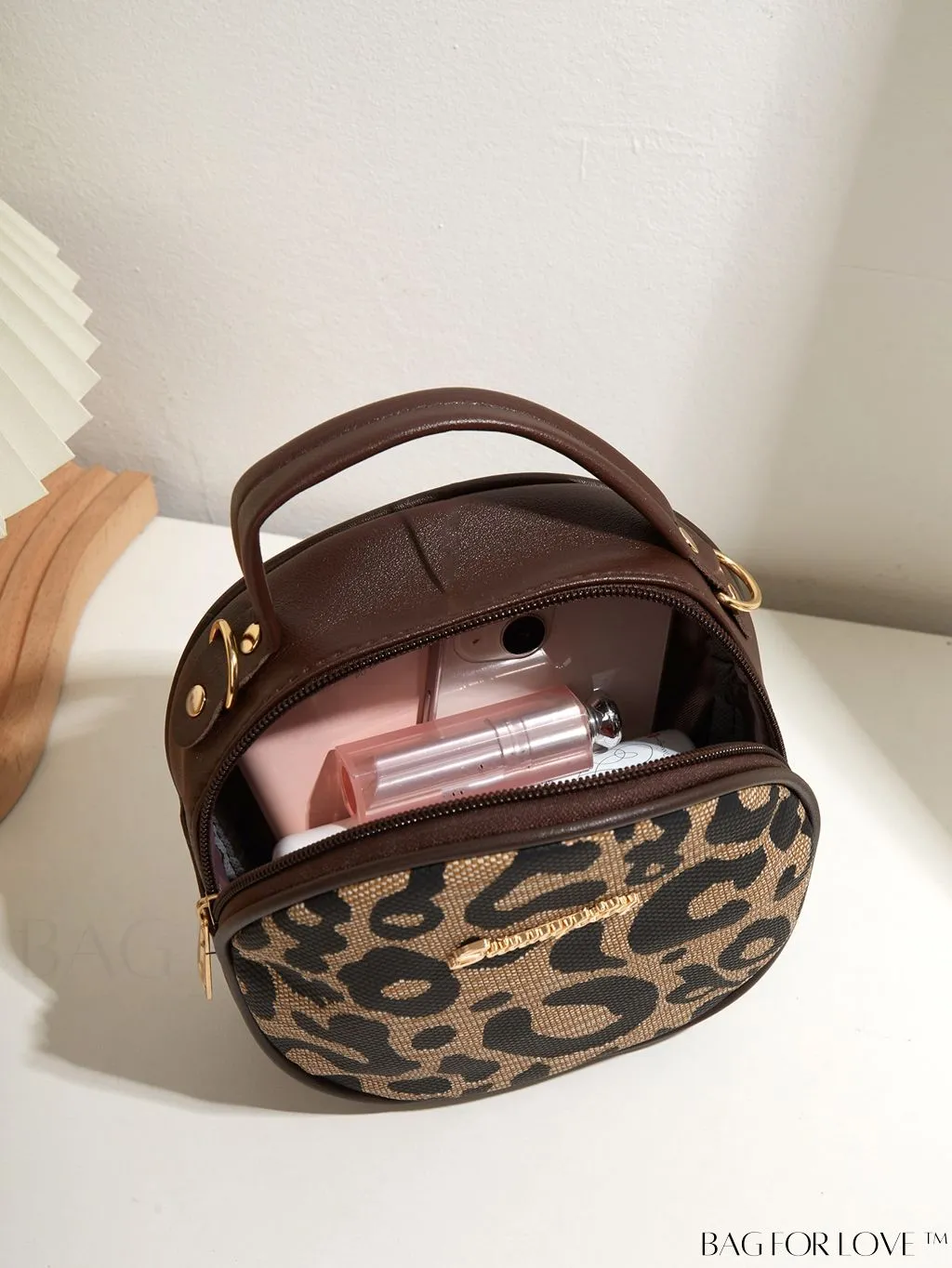 BagForLove - Compact Metallic Circle Bag with Decorative Satchel Design