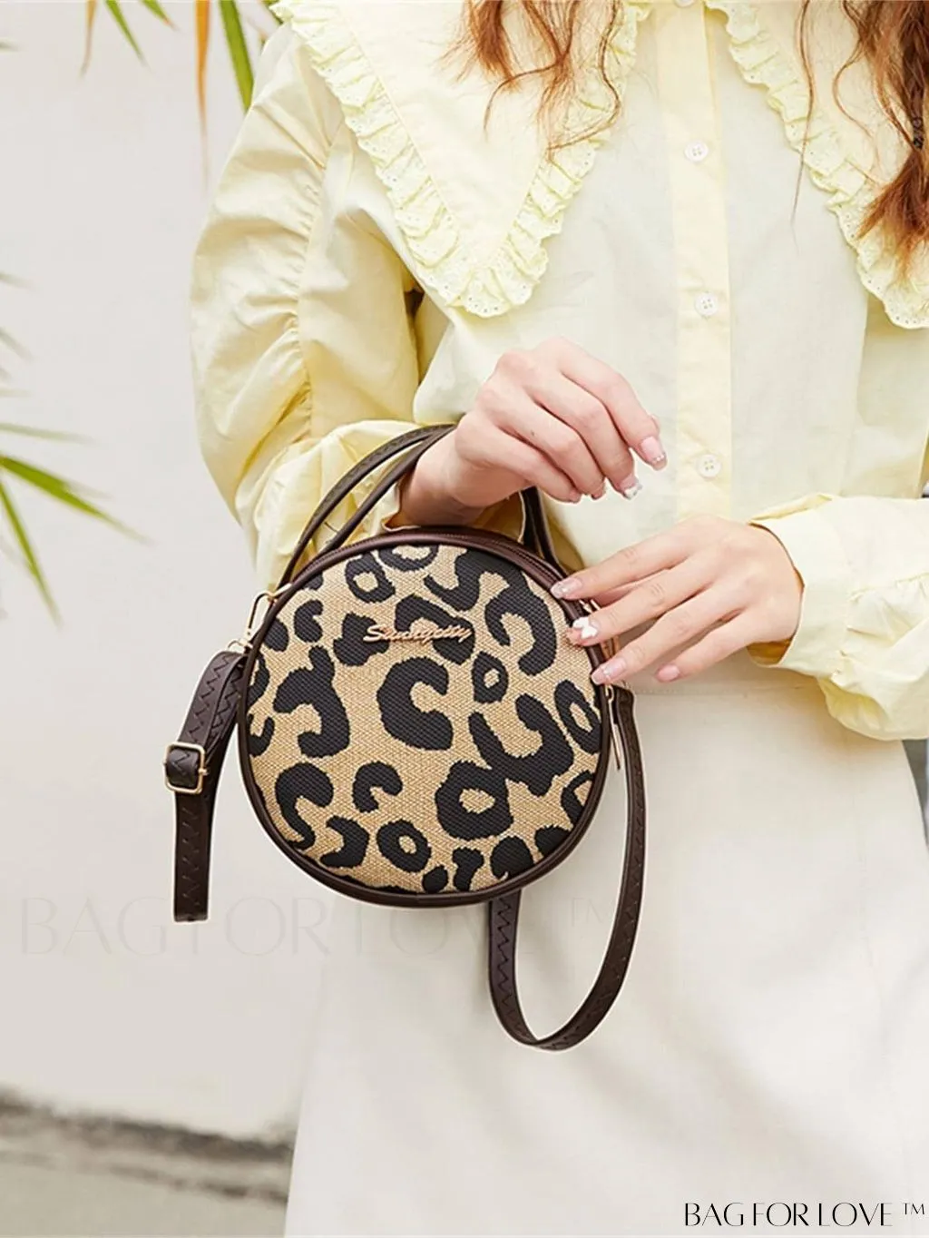 BagForLove - Compact Metallic Circle Bag with Decorative Satchel Design