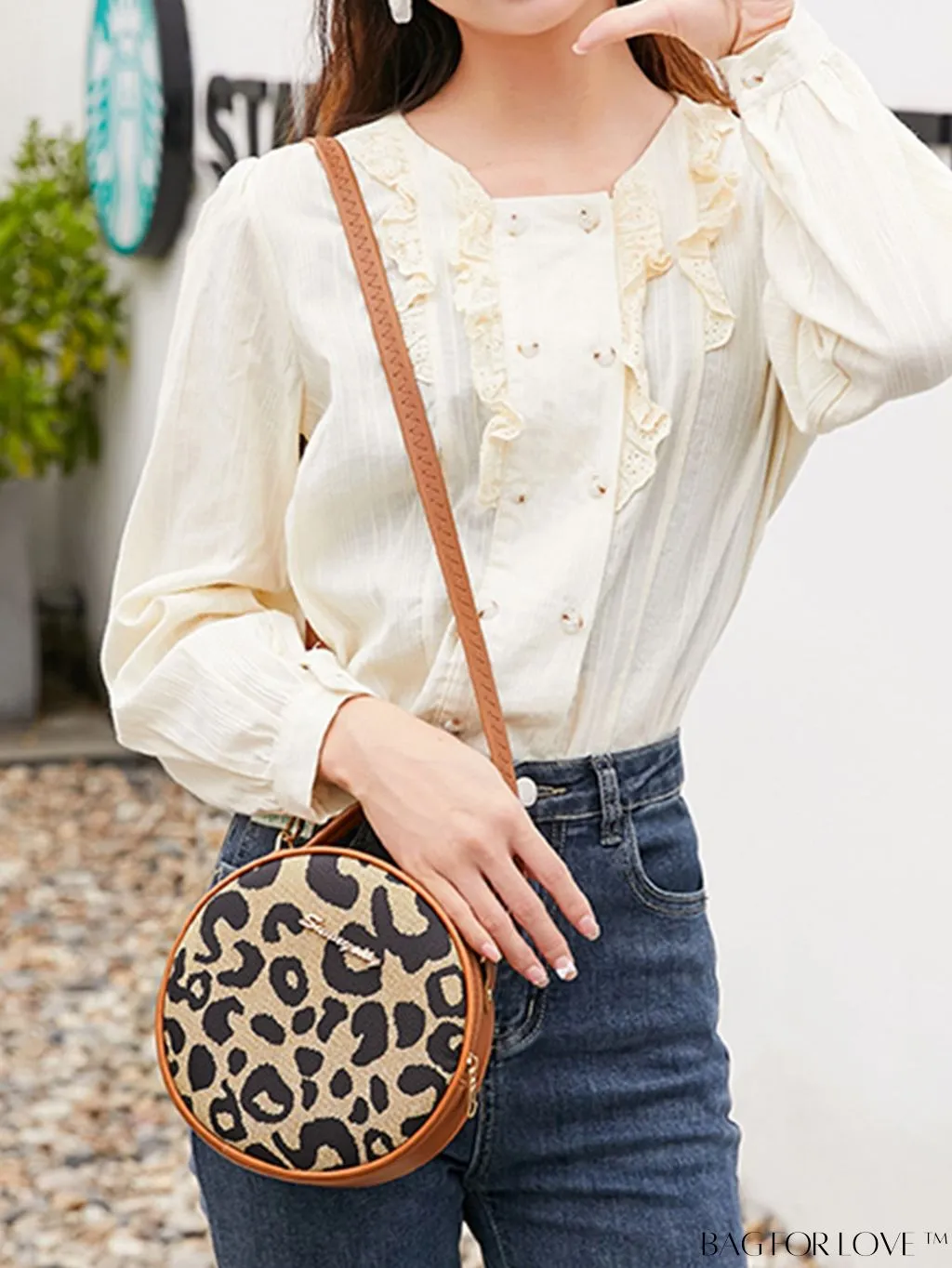 BagForLove - Compact Metallic Circle Bag with Decorative Satchel Design