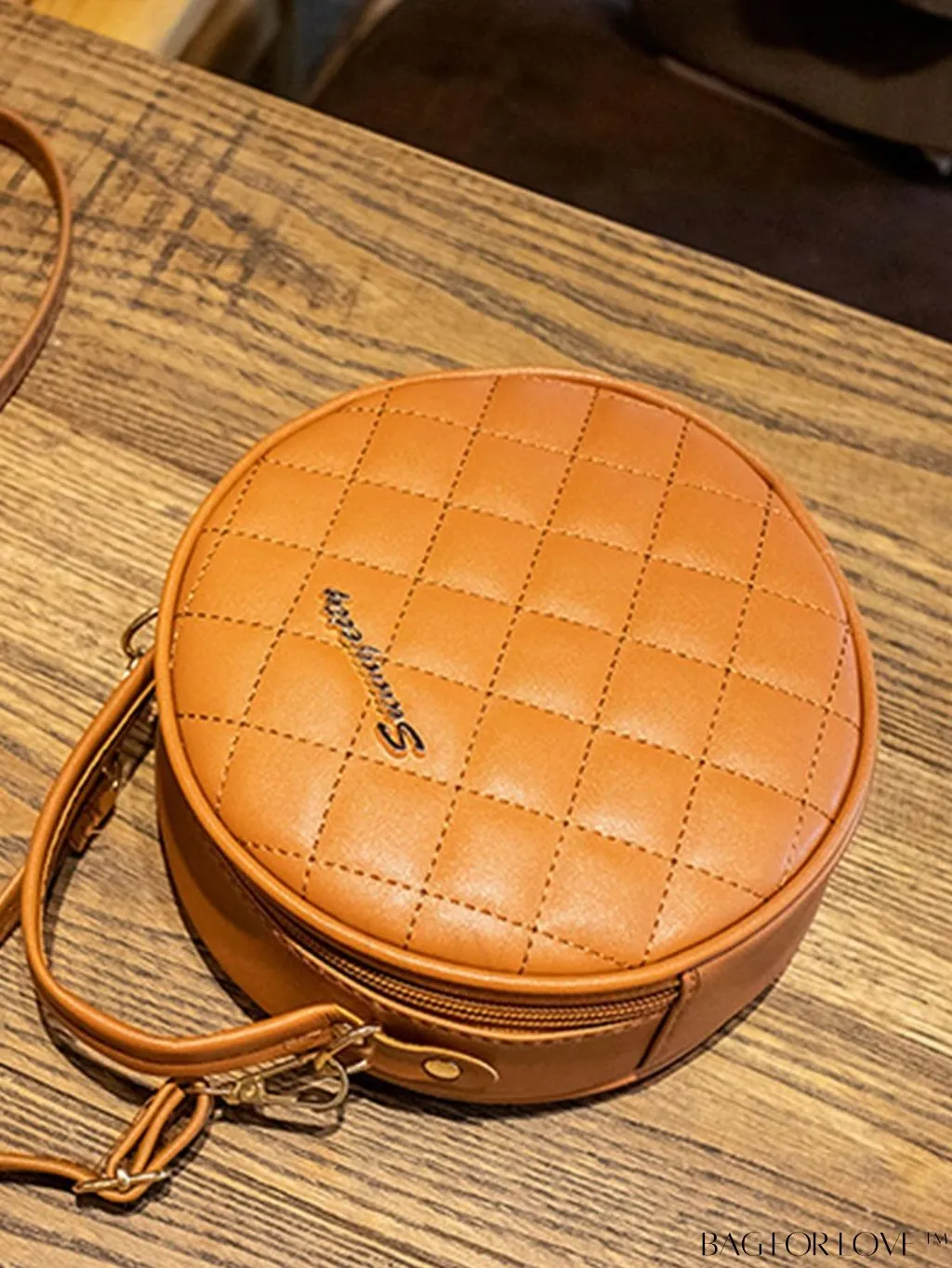 BagForLove - Compact Metallic Circle Bag with Decorative Satchel Design