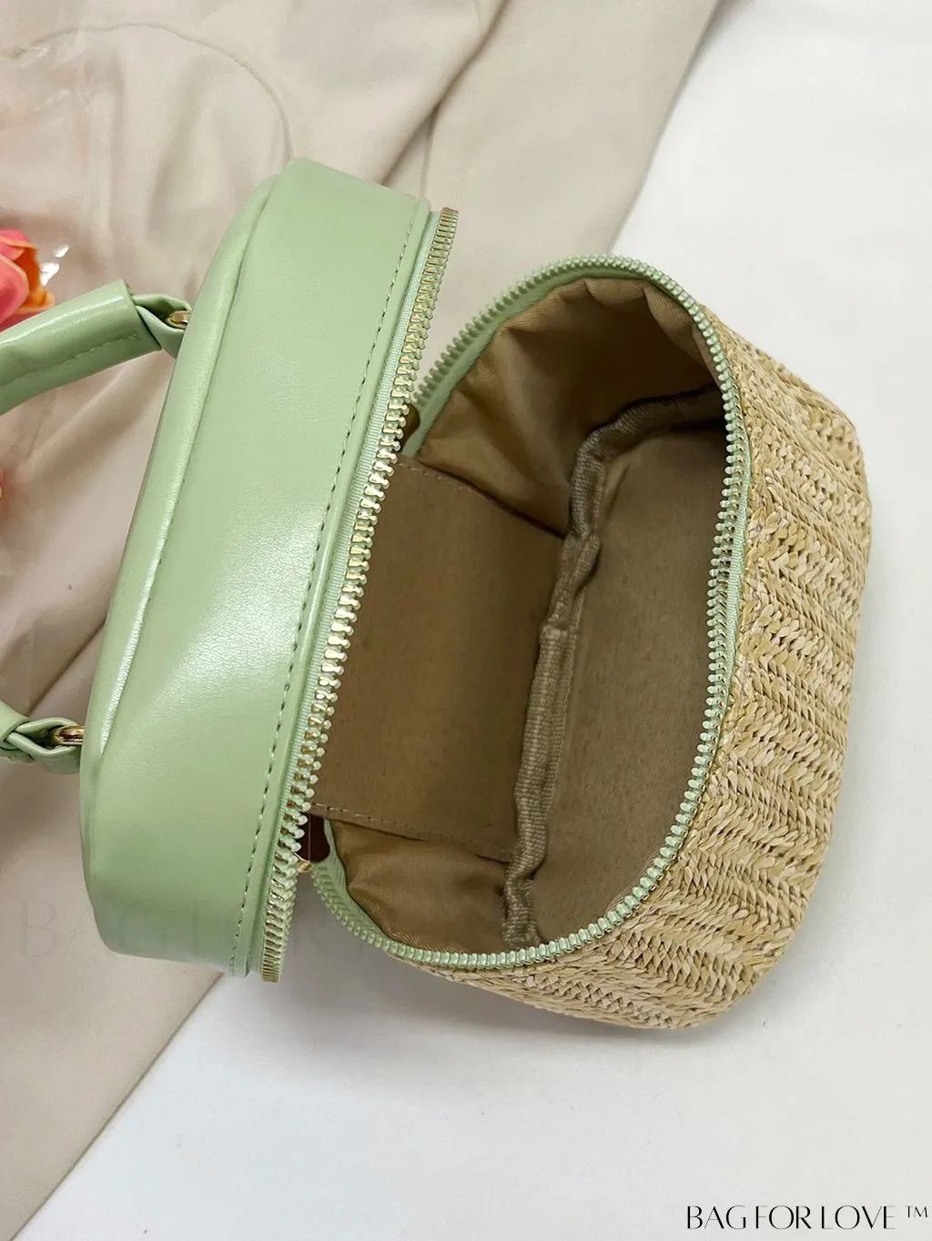 BagForLove - Compact Multicolored Straw Handbag