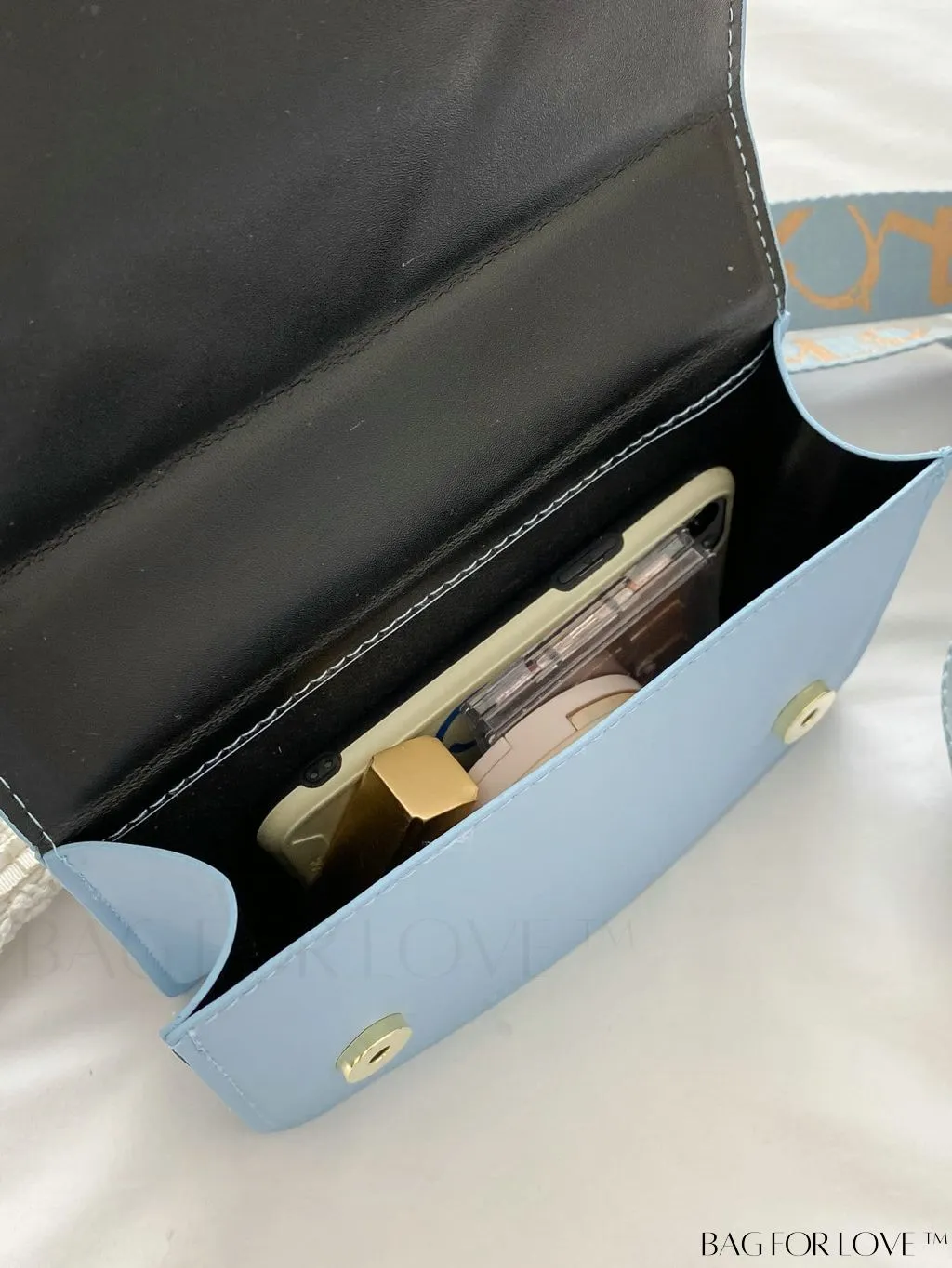 BagForLove - Compact Quilted Satchel: Elegant and Versatile