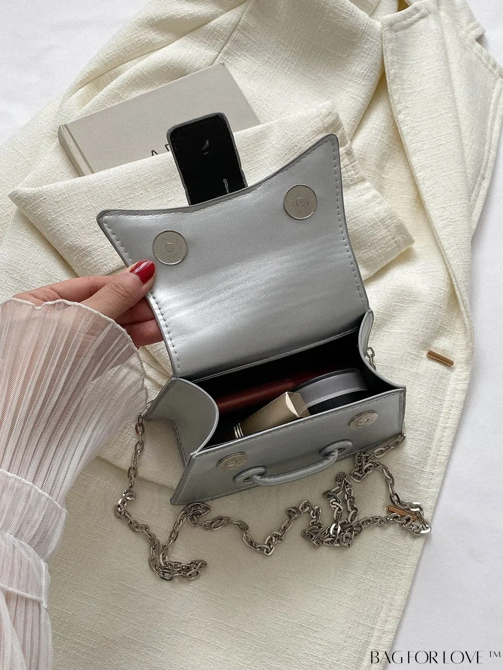 BagForLove - Compact Shoulder Chain Handbag for Phones, Lipstick, and Keys