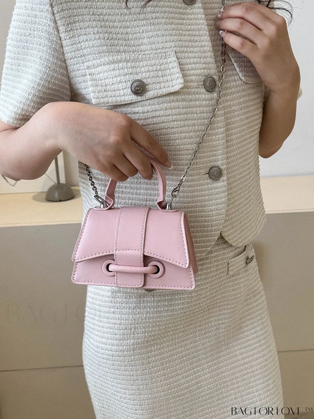 BagForLove - Compact Shoulder Chain Handbag for Phones, Lipstick, and Keys