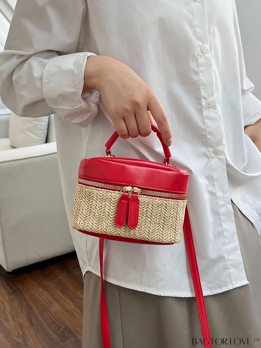 BagForLove - Compact Vacation-Inspired Straw Handbag: Adjustable Contrast Color Shoulder Strap