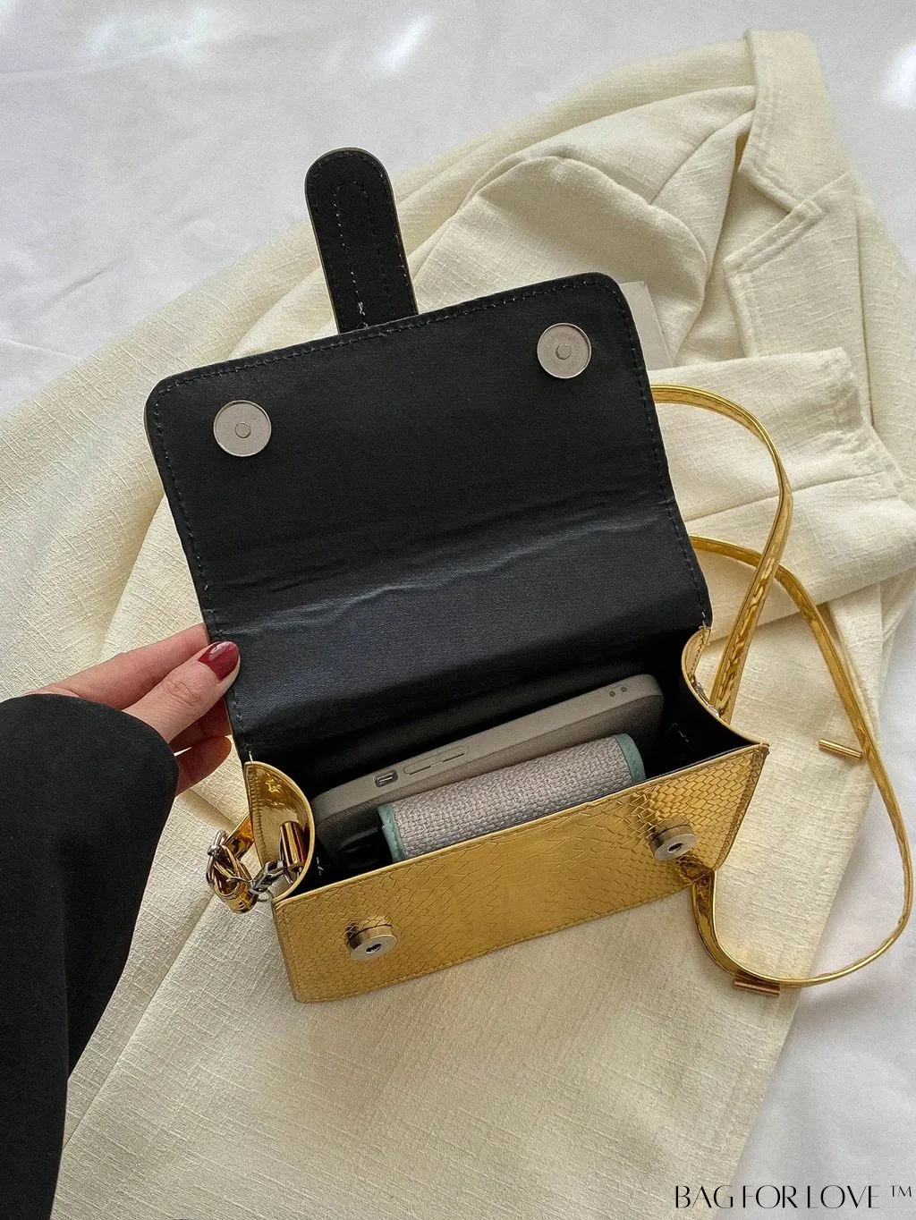 BagForLove - Metallic Square Bag with Crocodile Pattern and Single Top Handle â Sleek and Stylish