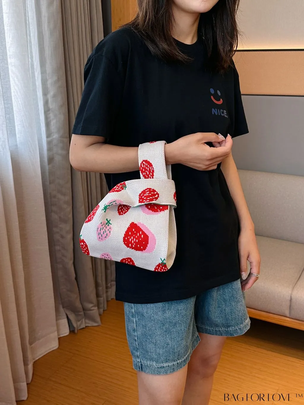 BagForLove - Stylish Crocheted Mini Tote with Charming Strawberry Pattern