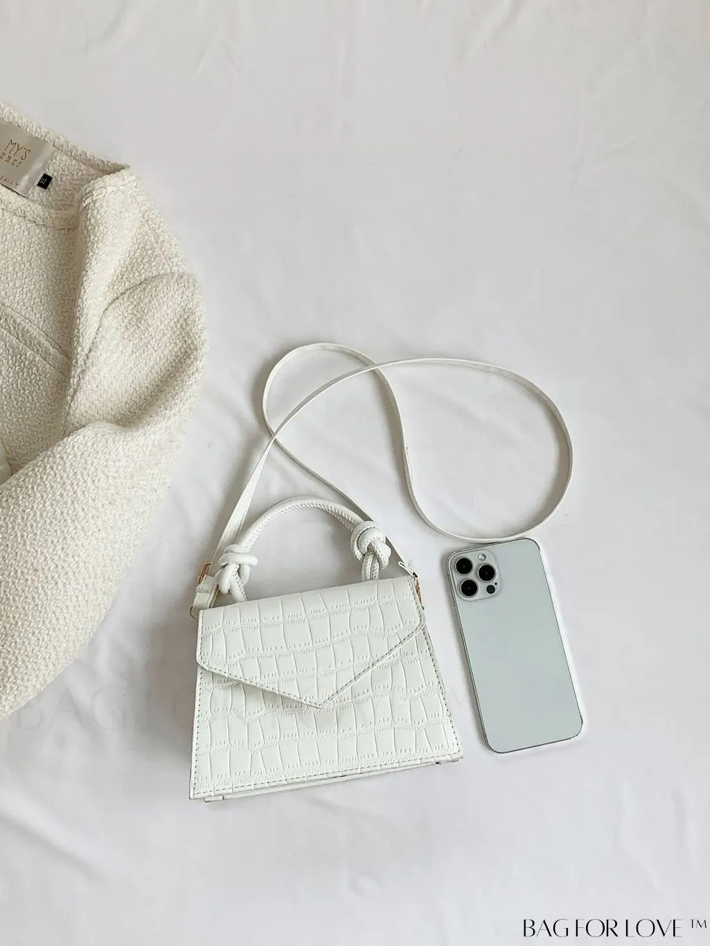 BagForLove - Stylish Crocodile Pattern Handbag: Luxurious, Minimalist, Multi-functional Delivery in One Piece