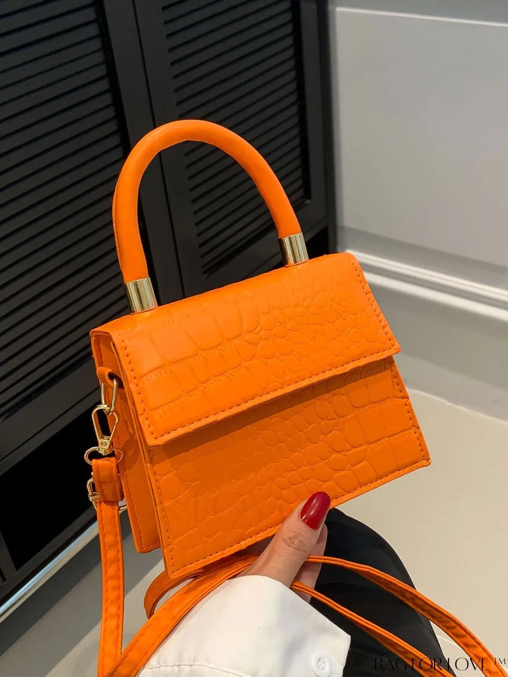 BagForLove - Stylish Mini Square Handheld Bag â Sleek and Fashionable