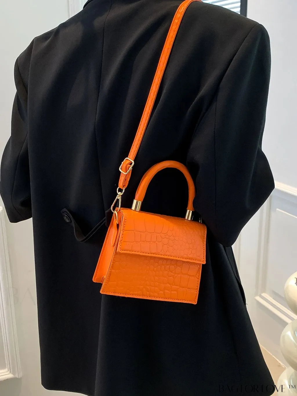 BagForLove - Stylish Mini Square Handheld Bag â Sleek and Fashionable