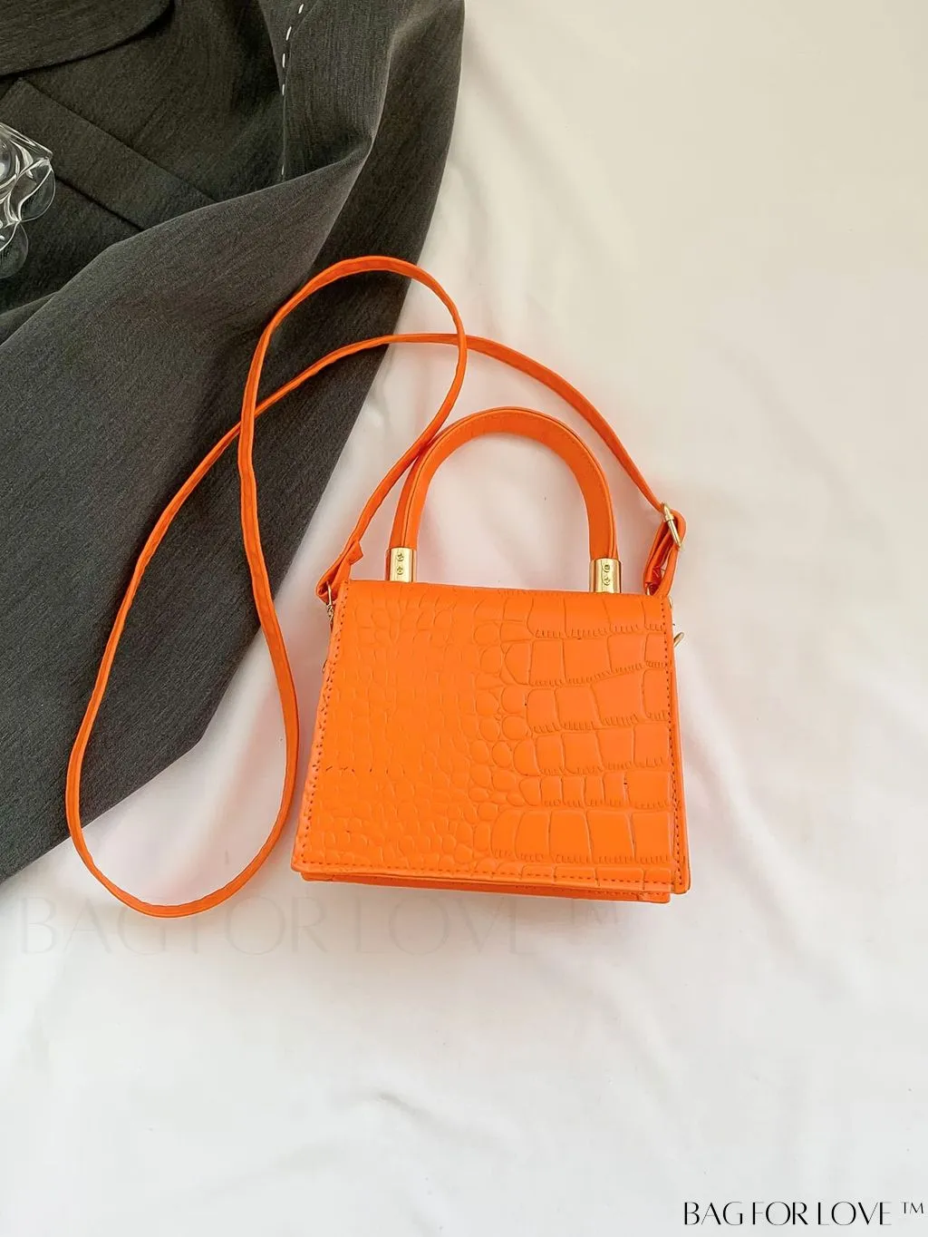 BagForLove - Stylish Mini Square Handheld Bag â Sleek and Fashionable