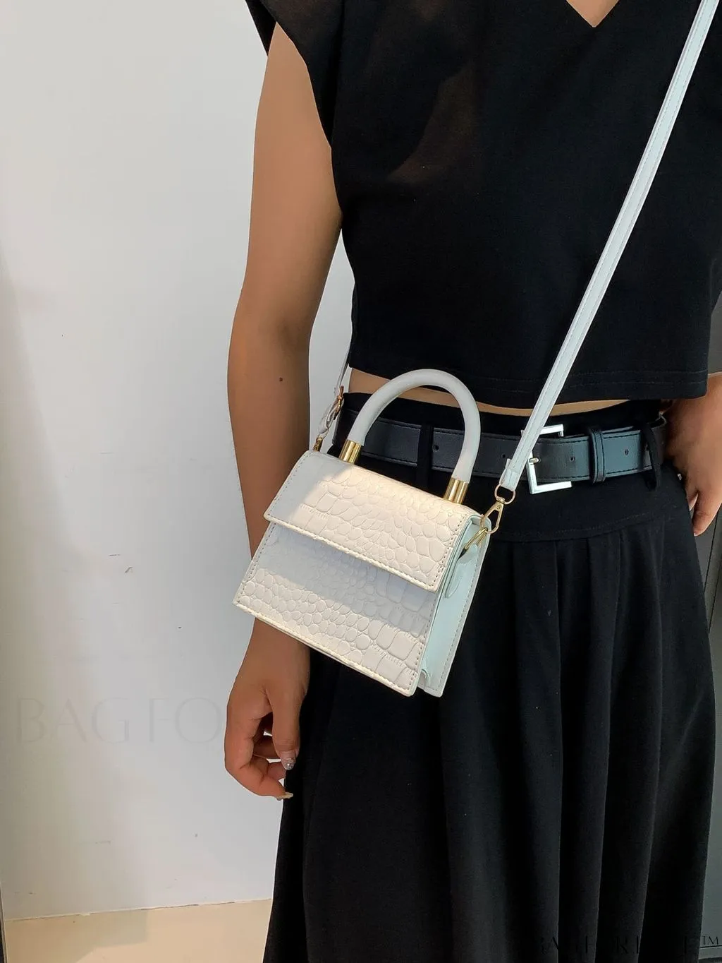 BagForLove - Stylish Mini Square Handheld Bag â Sleek and Fashionable