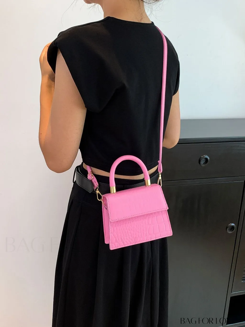 BagForLove - Stylish Mini Square Handheld Bag â Sleek and Fashionable