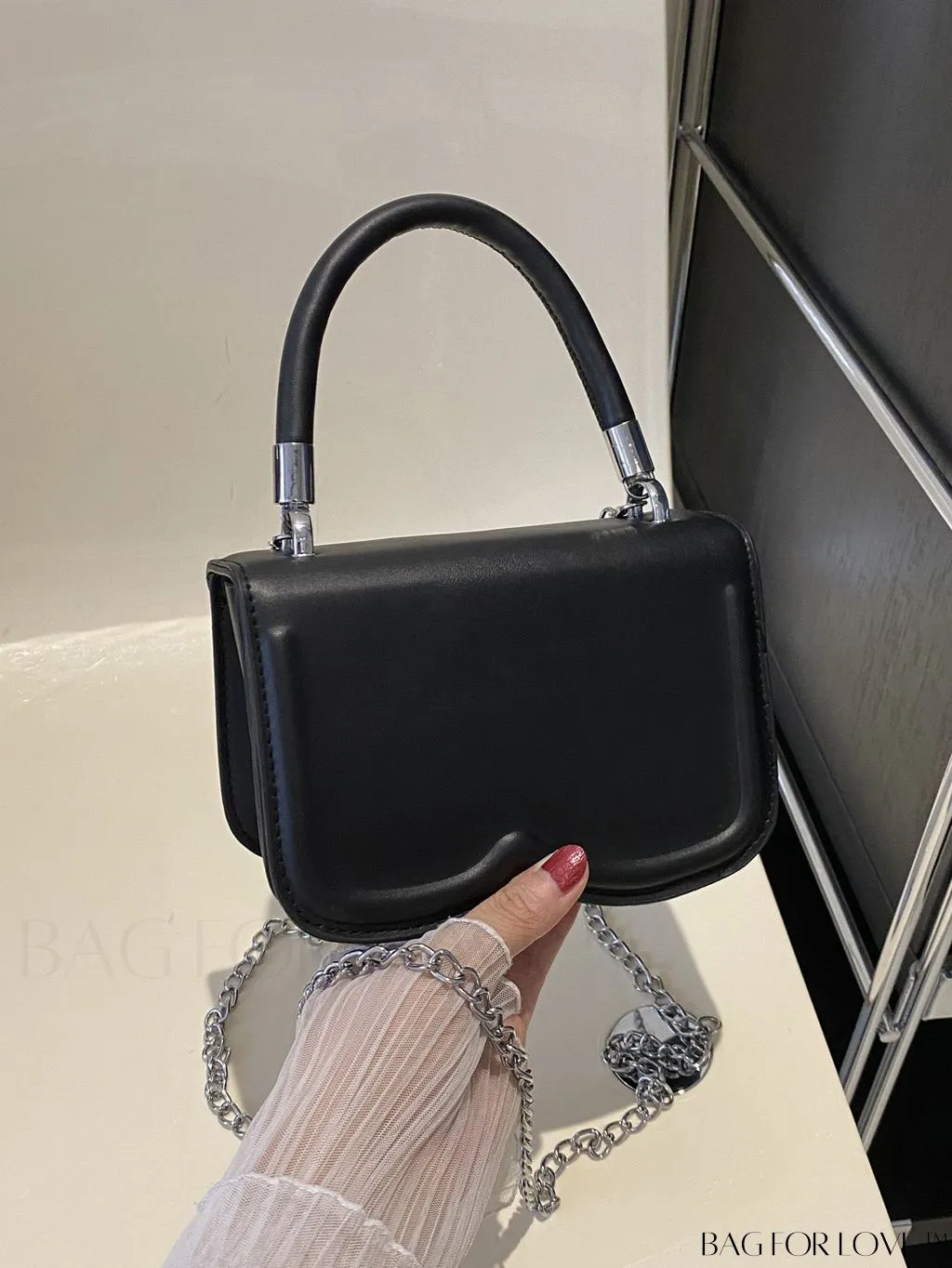 BagForLove - Stylish Solid Retro PU Square Flap Bag - A Fashionable Accessory