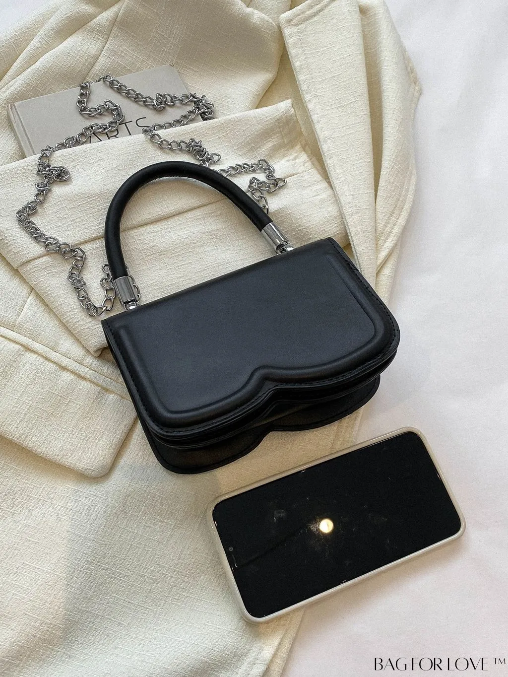 BagForLove - Stylish Solid Retro PU Square Flap Bag - A Fashionable Accessory