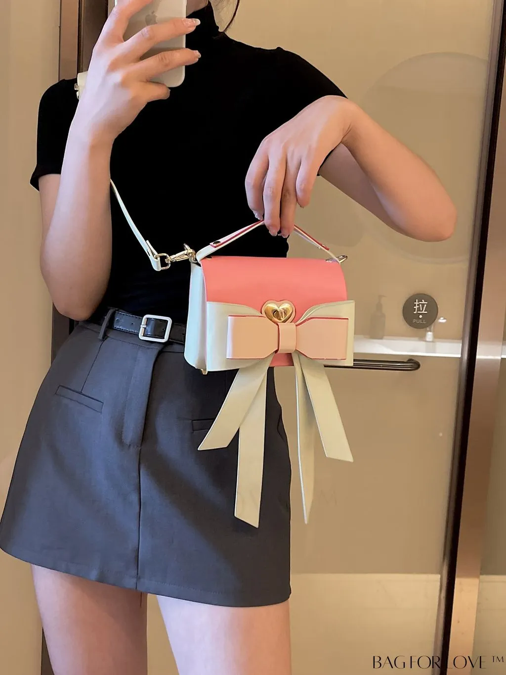 BagForLove - Stylish Twist Lock Handbag with Color Block and Butterfly Knot