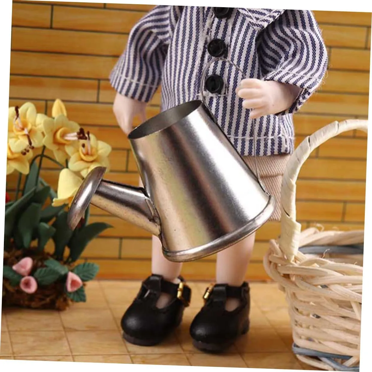 balacoo 20pcs Miniature Iron Watering Can Cute Decorative Kettles for Dollhouses Gardens and Landscaping Plant Watering Devices for Boys and Girls Play and Home Decor