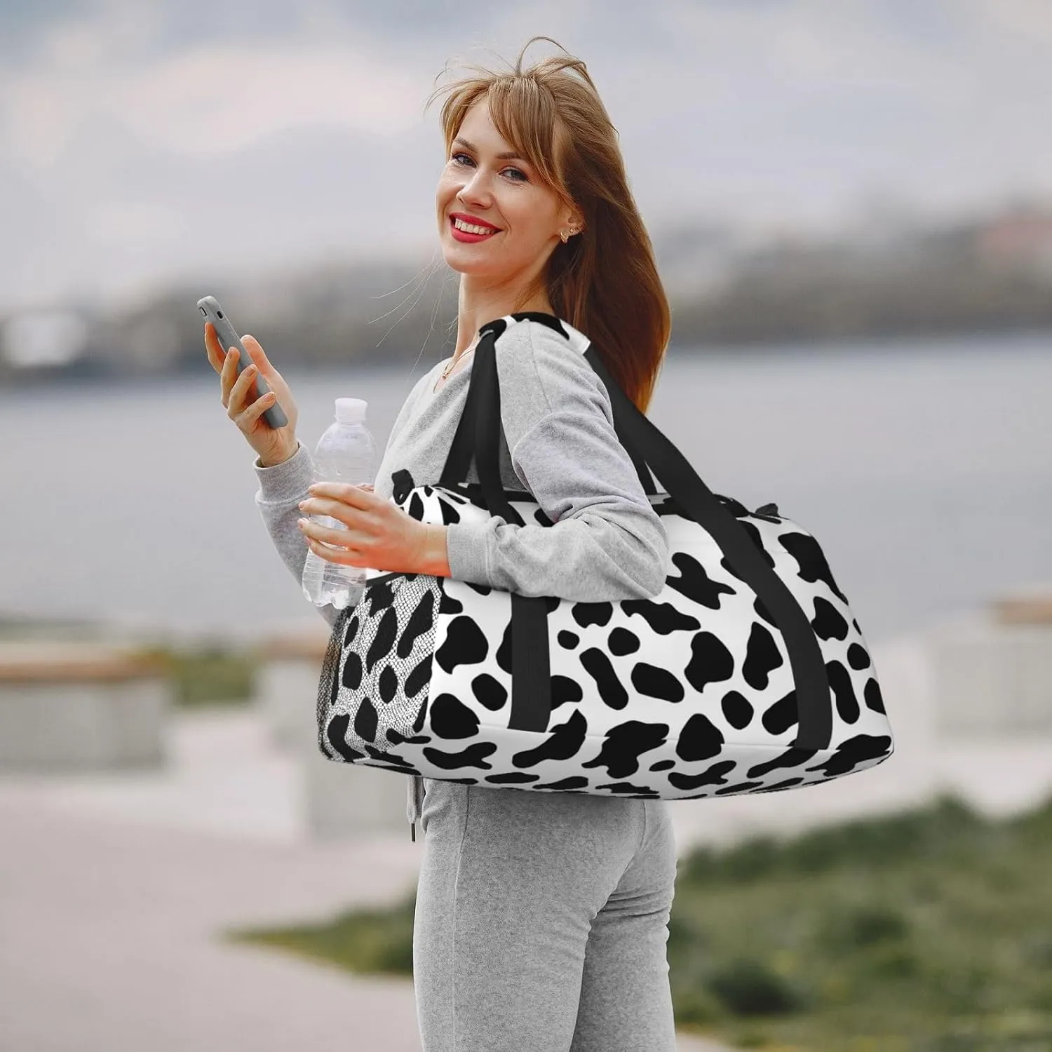 Black And White Cow Print Travel Weekender Overnight Bags Foldable Hand Travel Bag Sport Gym Duffel Bag For Men Women