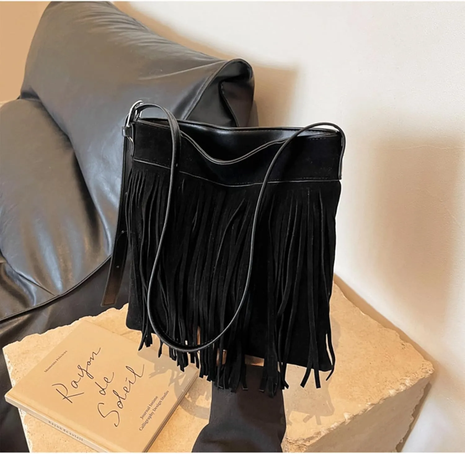 Crossbody Purse for Women Trendy Vintage Fringe Boho Tassel Handbag Shoulder Bag with Adjustable Strap