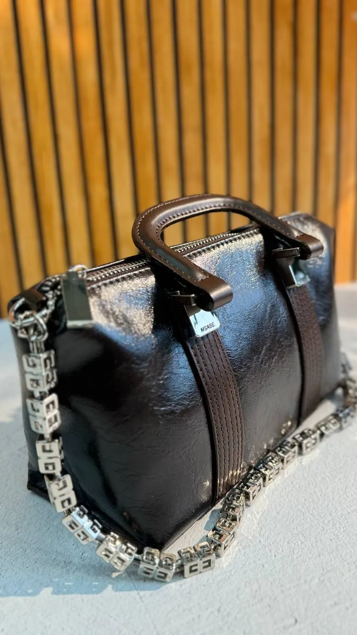 Elegant Statement: Premium Leather Handbag