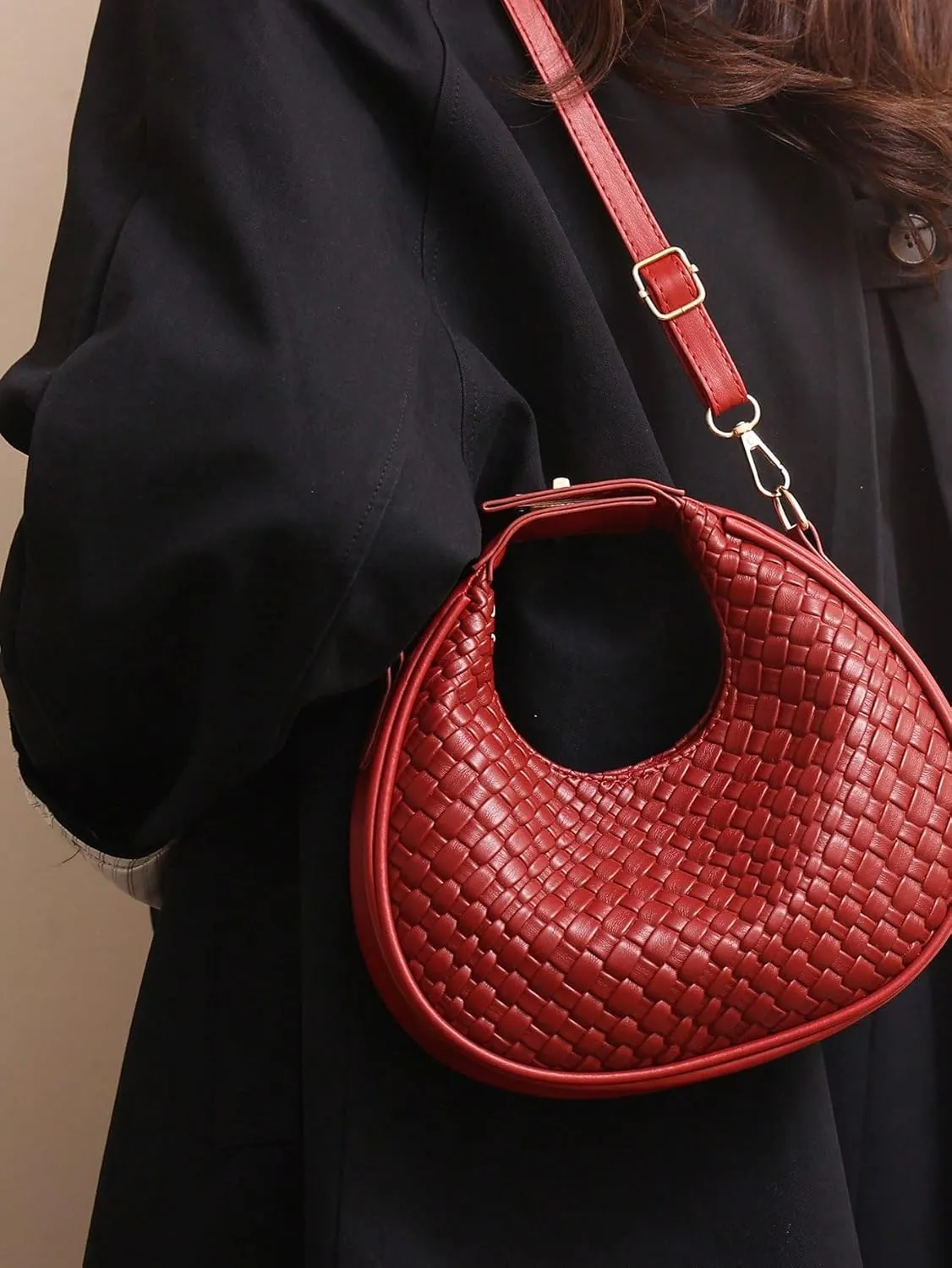 Floerns Women's Crossbody Bag Leather Weave Small Handbag Retro Crescent Bag