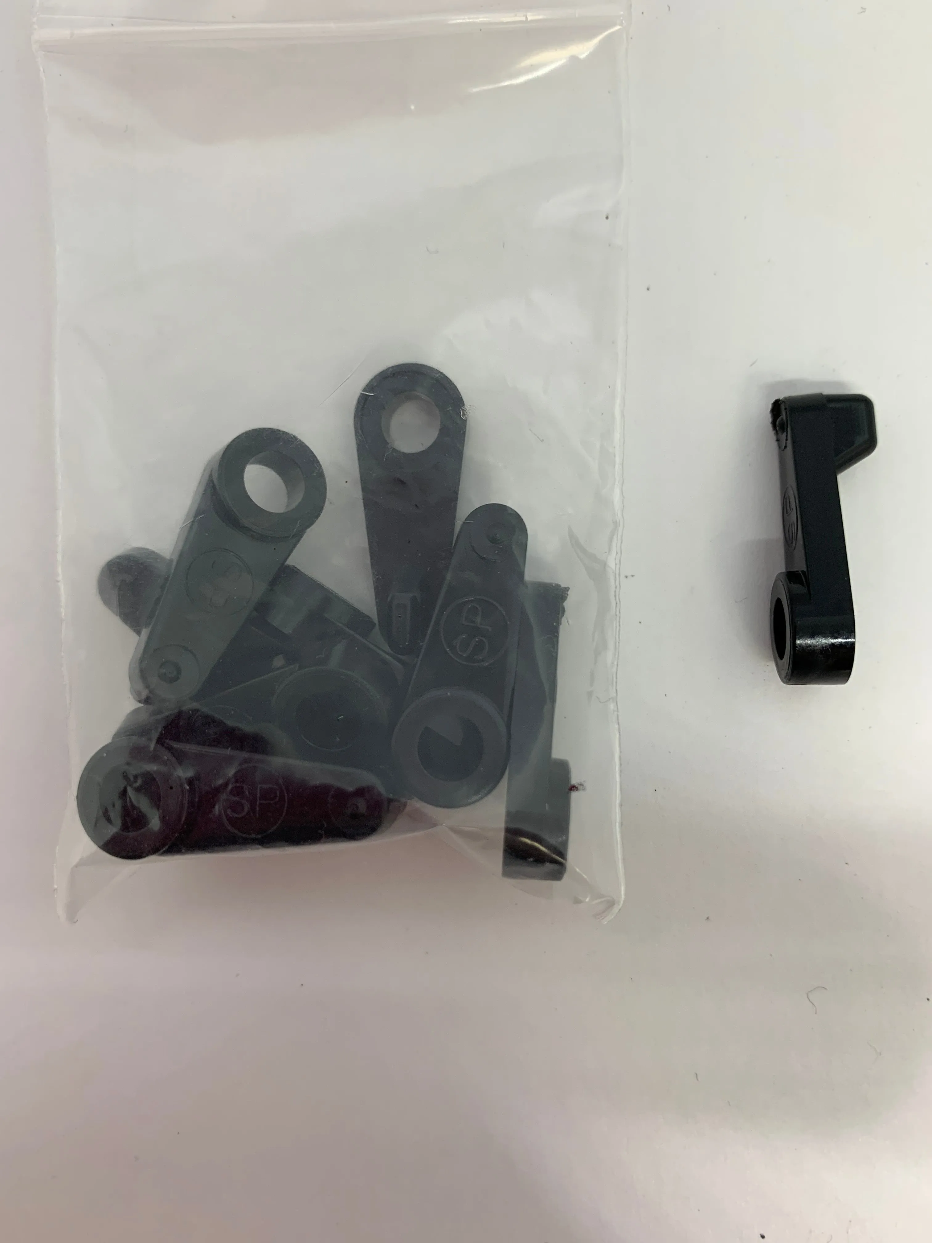 Fly Swivel Clip - sold in packs of 10