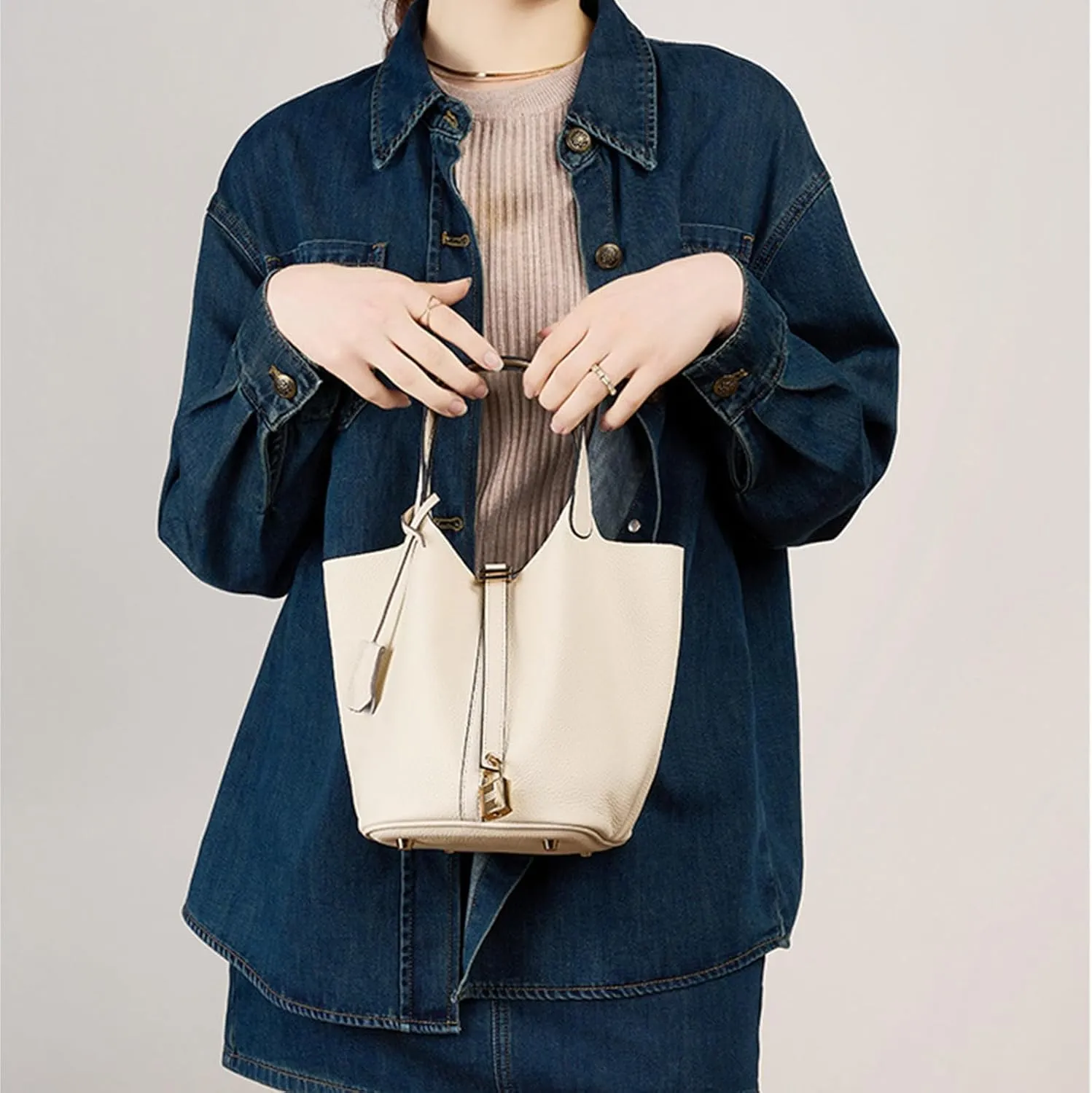 Genuine Leather Purses and Soft Bucket Bags, Stylish Lock Design Solid Color Tote Bag, Lychee Pattern Basket Bags