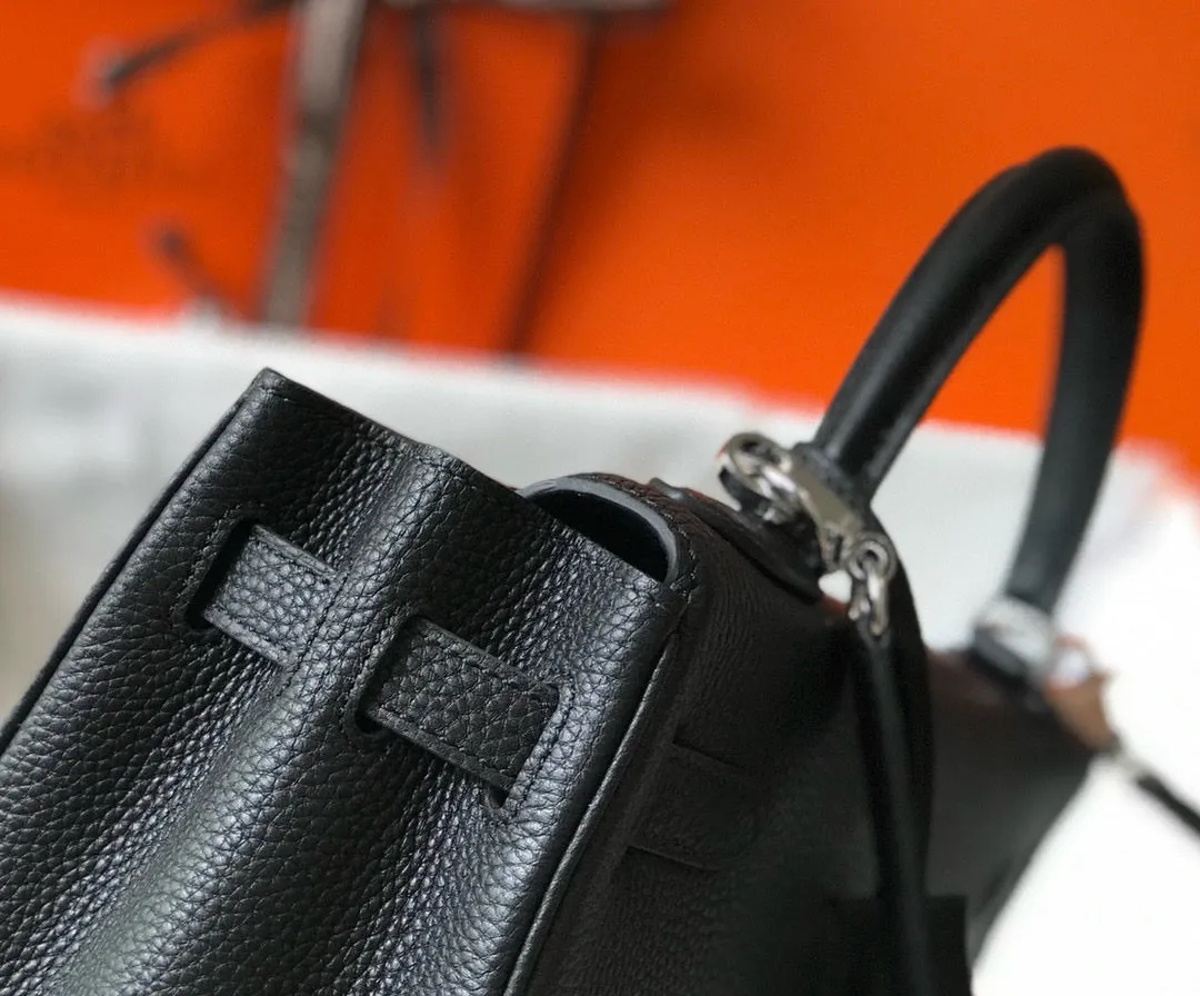 HM KELLY BLACK TOGO LEATHER  SILVER HARDWARE