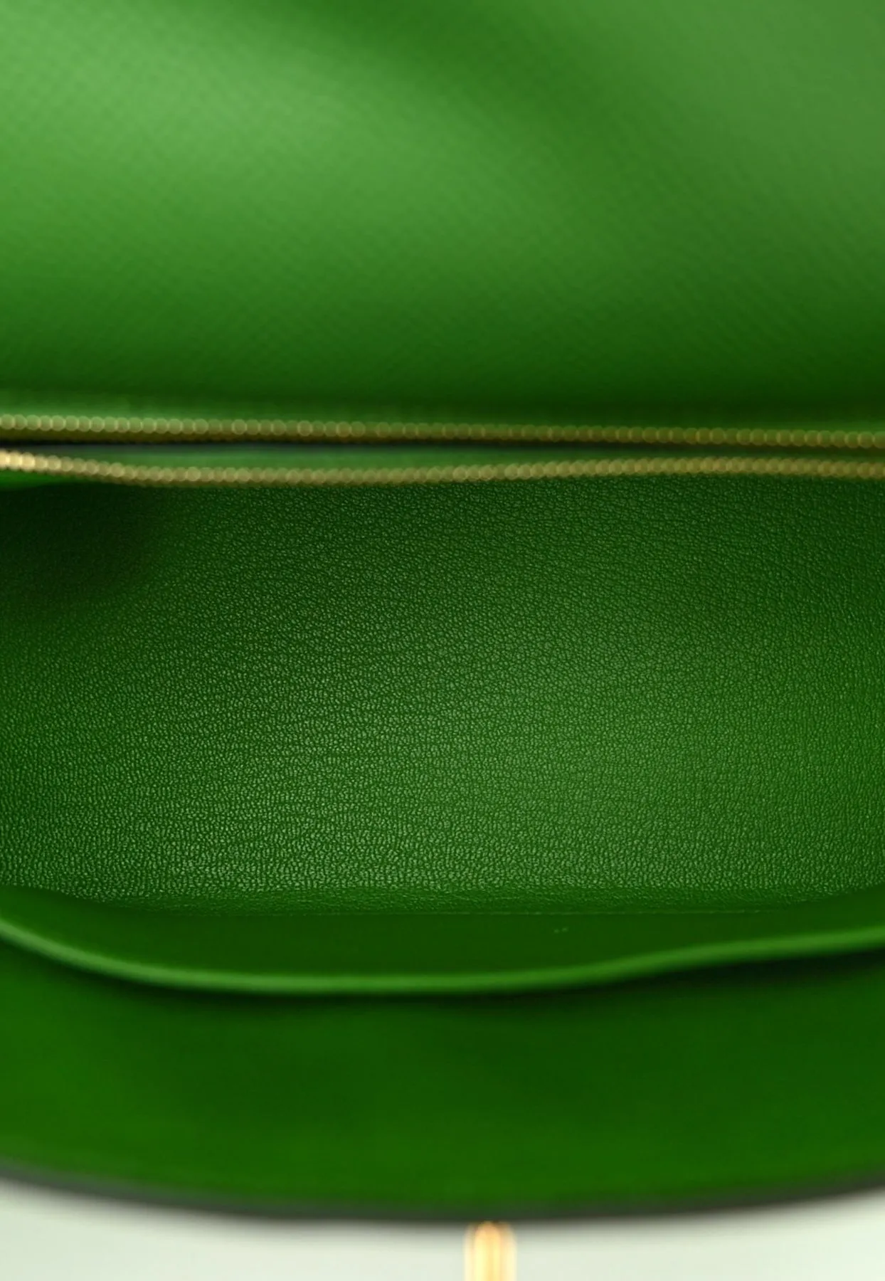 Kelly 25 Sellier in Vert Yucca Epsom Leather with Gold Hardware