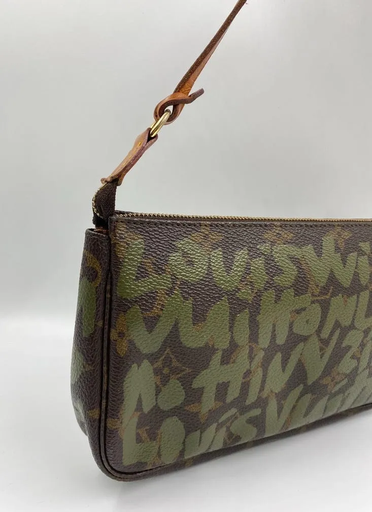Louis Vuitton Monogram Stephen Sprouse Graffiti Pochette