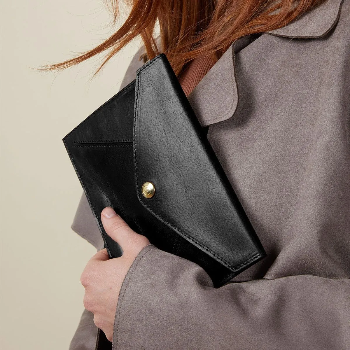 Maxwell Scott - Women's Luxury Italian Leather Travel Clutch Wallet with Multiple Credit Card Slots - The Ortona Chestnut Tan