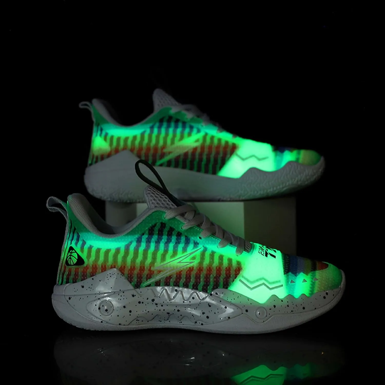 Men Basketball Shoes Luminous Arch Support Mens Sneakers Anti Slip Breathable Comfortable High Top Sports Running Walking Tennis Shoes
