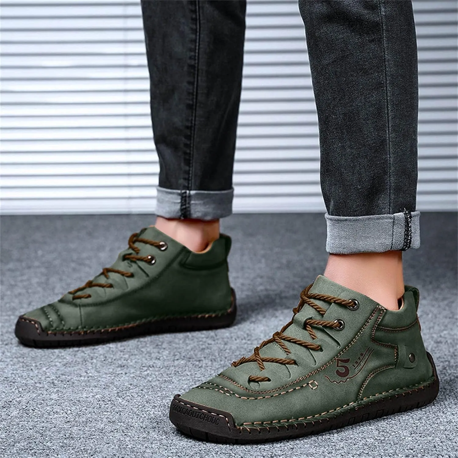 Men Shoes Dress Leather Soles Fashion Summer and Autumn Men Leather Shoes Flat Soft Bottom Comfortable Mid Top Lace Up Casual Men Leather Chukka Boot