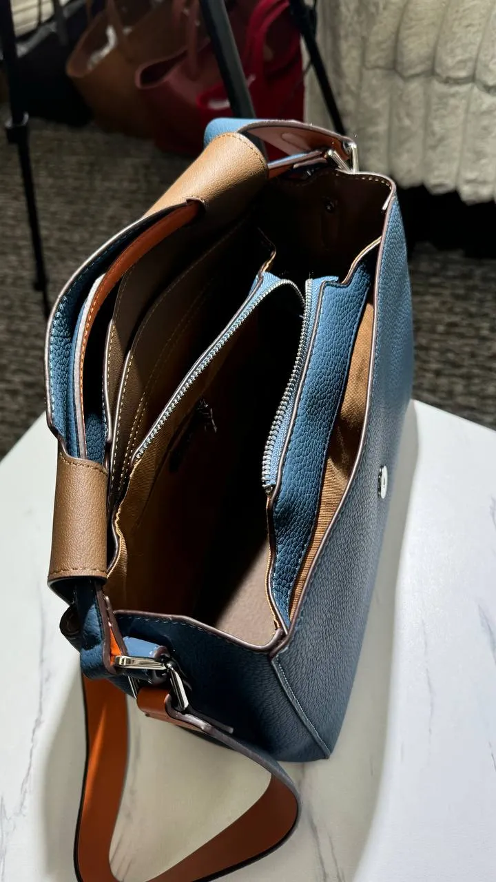 Metropolitan Luxe – Genuine Leather Bag with Two Straps