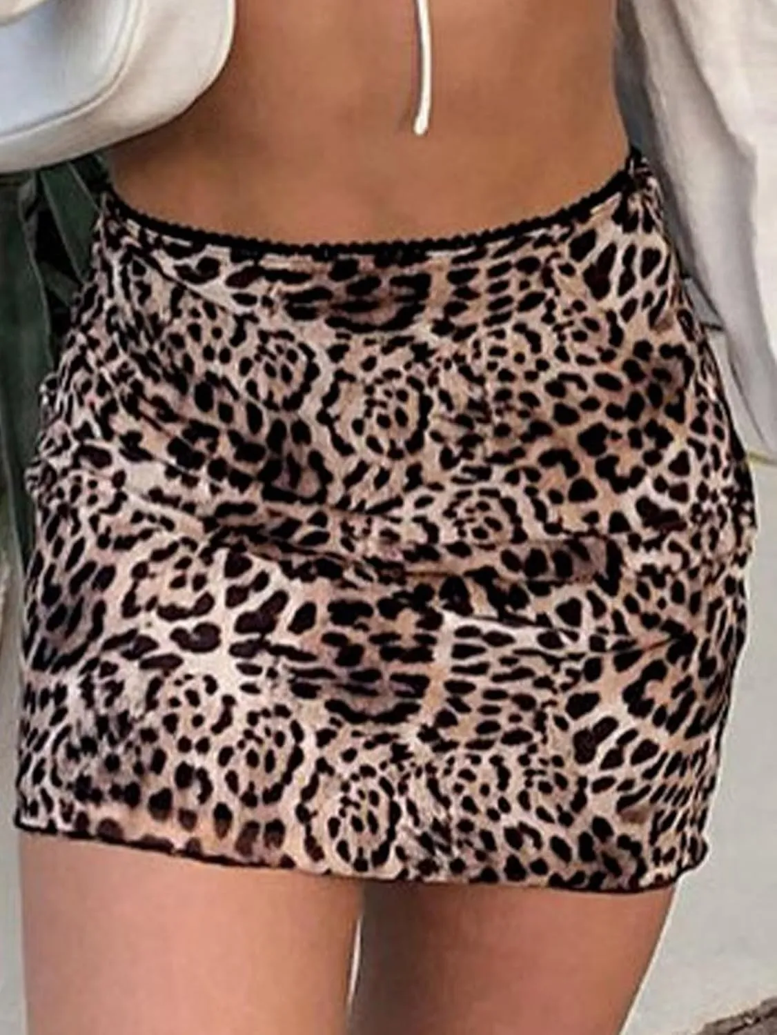 Milumia Women's Leopard Print High Waisted Mini Skirt Y2k Going Out Short Skirts