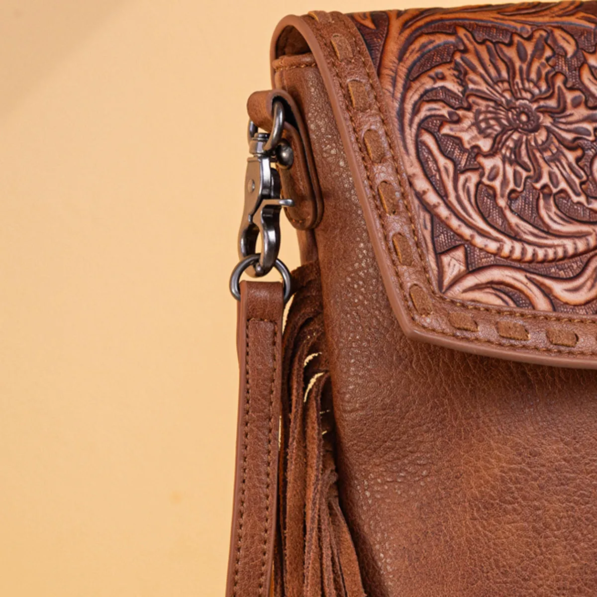 Montana West Tooled Concho Crossbody