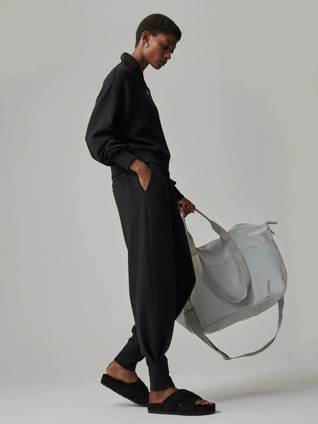 Montlake Weekend Bag in Sage Grey
