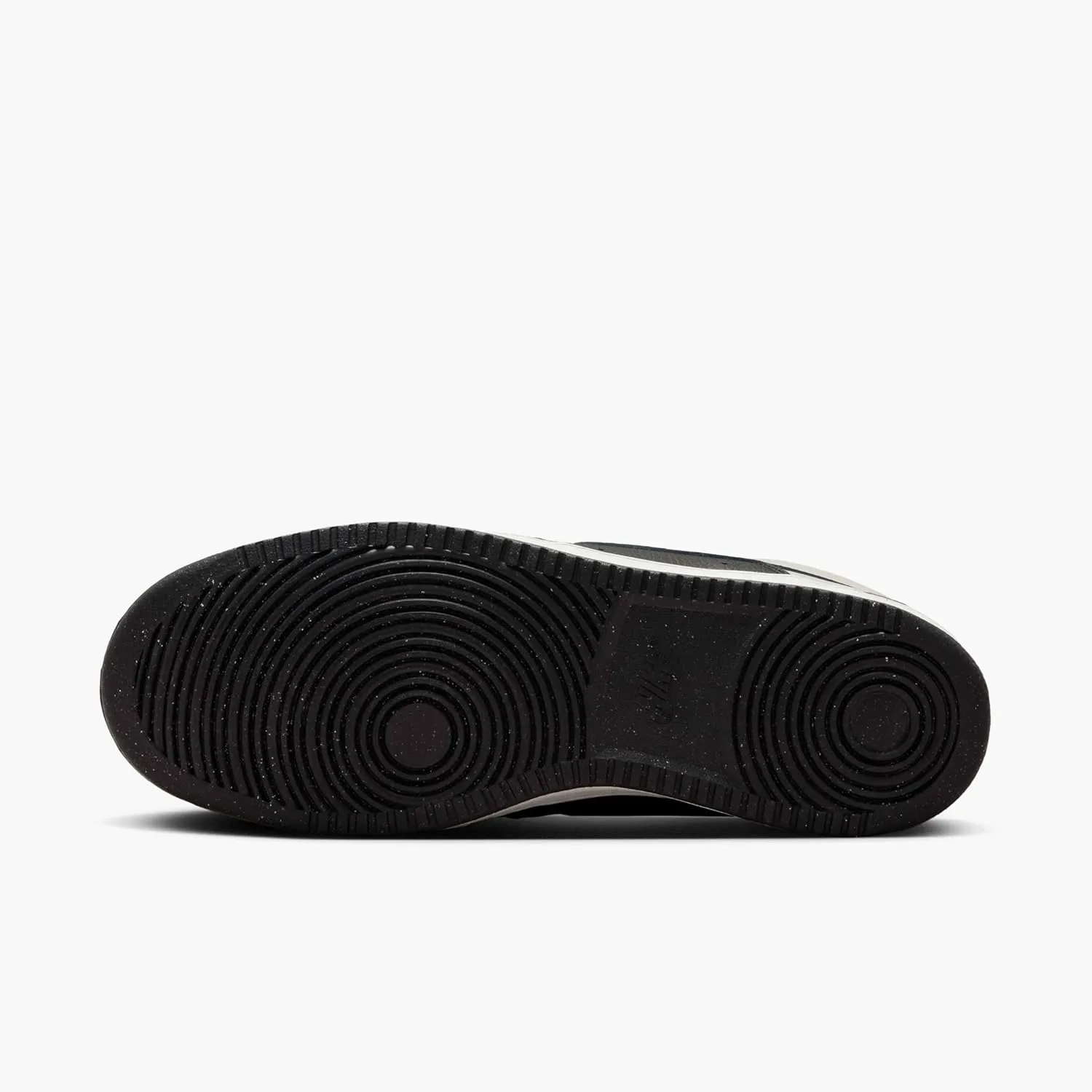Nike Men's Mid-Top Sneaker