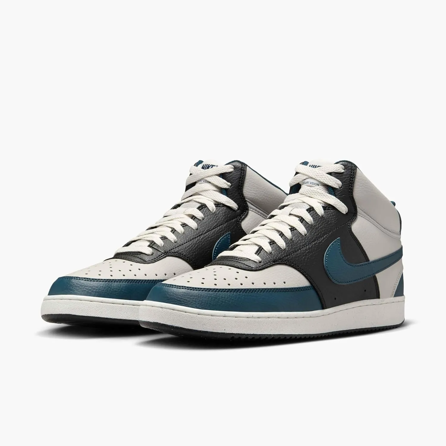 Nike Men's Mid-Top Sneaker